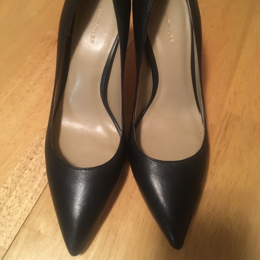 Ann Taylor Mila Leather Pumps